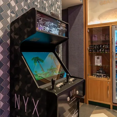 Hotel Nyx By Leonardo 4*