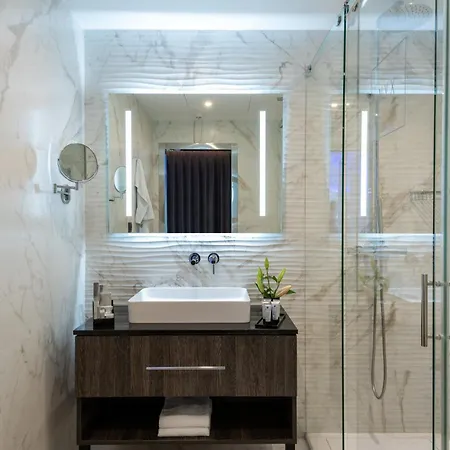 Nyx By Leonardo Hotel 4*