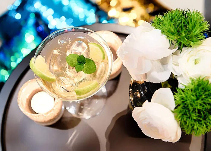 Nyx By Leonardo Отель Бильбао