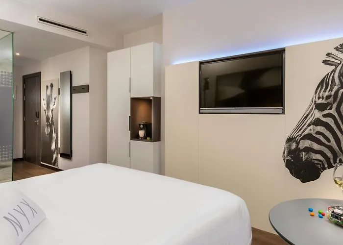 Отель Nyx By Leonardo 4*