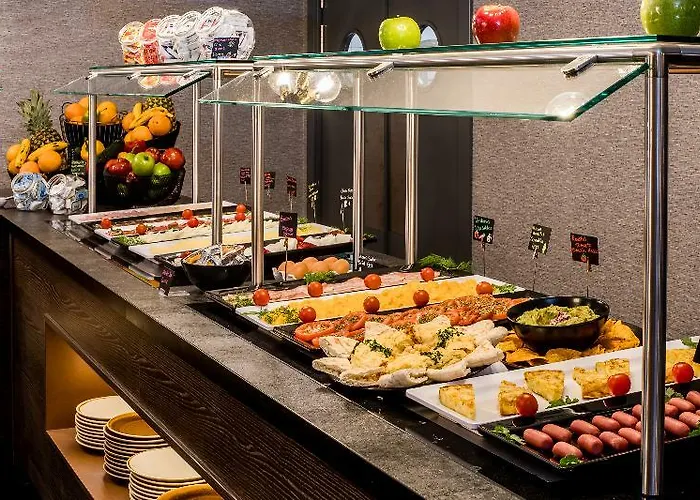 Nyx By Leonardo Bilbau